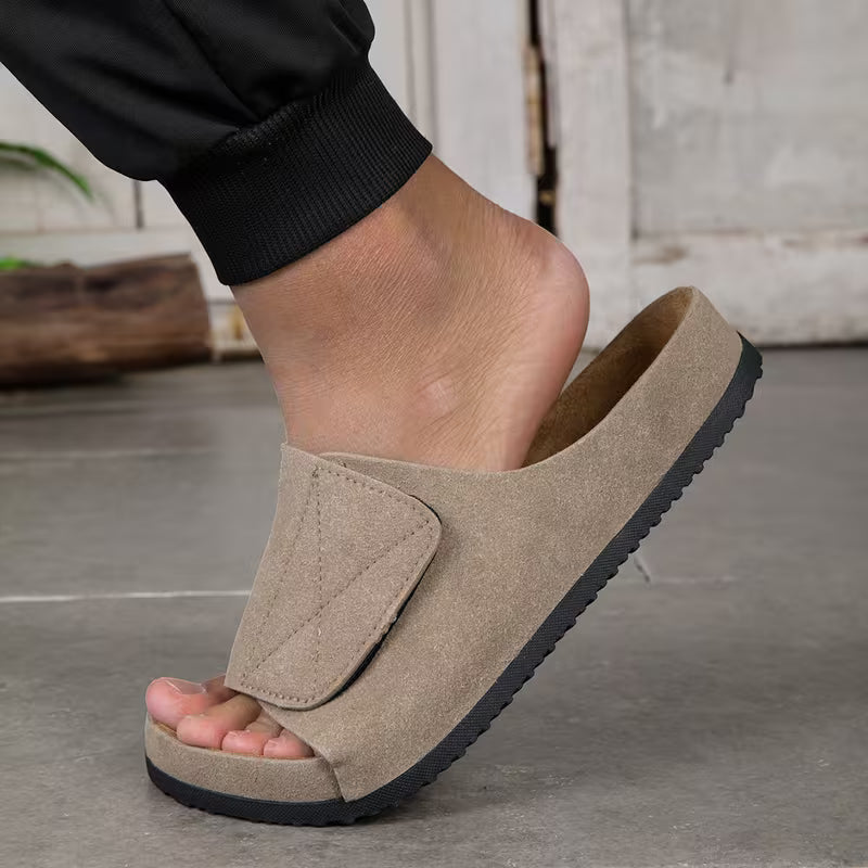 THE ARTÉLO SANDALS